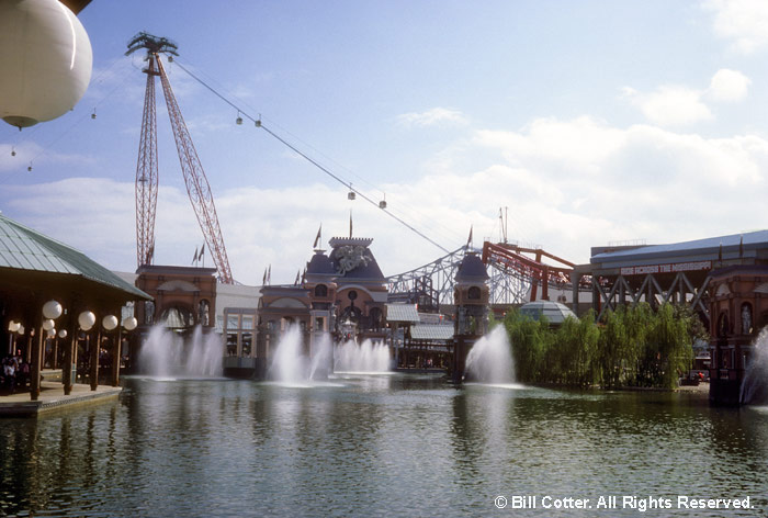 Centennial Lagoon fountains