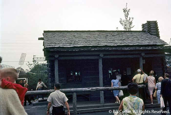 Lincoln-Berry store