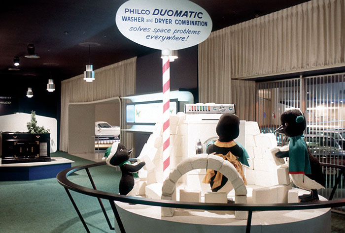 Philco display Philco display