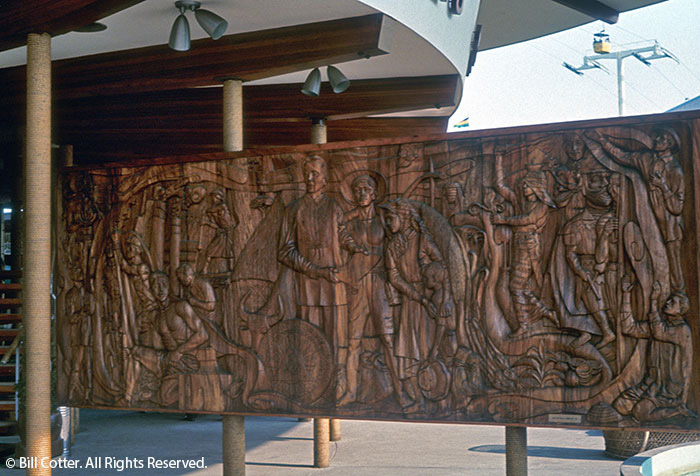 Philippines - Wood carvings Philippines - Wood carvings