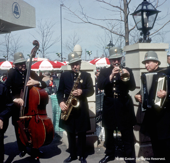 Fun on the Street - Keystone Kops