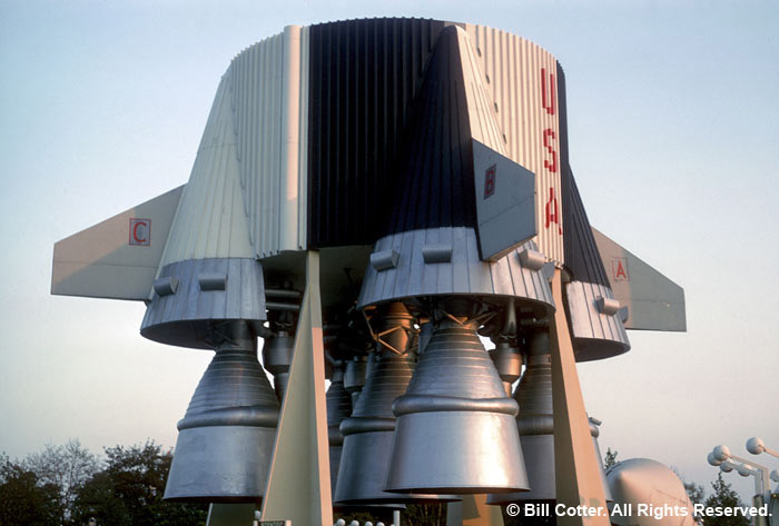 Saturn V display