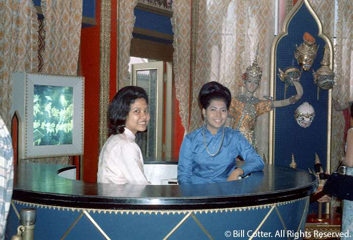 Thailand - Hostesses